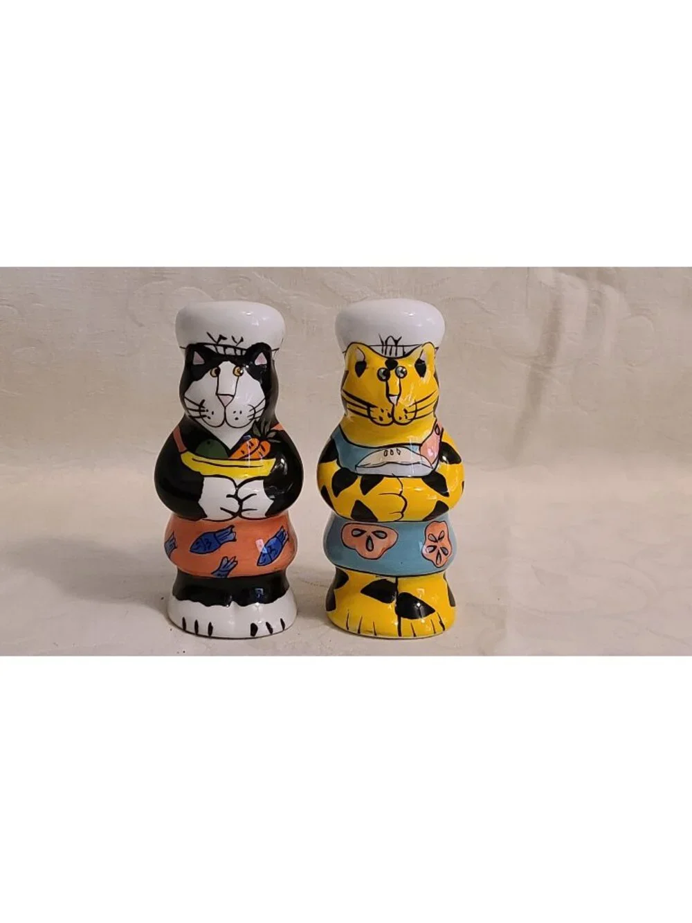 Candace Reiter Catzilla Chef Cat SALT and PEPPER Shakers